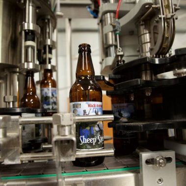 Rotory filler automated beer bottling line